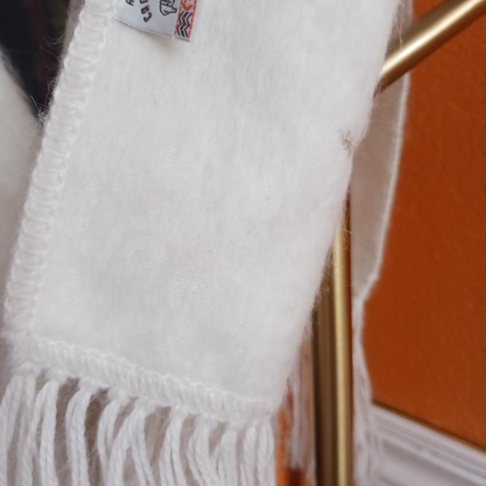 Scarf - Picture 3 of 4